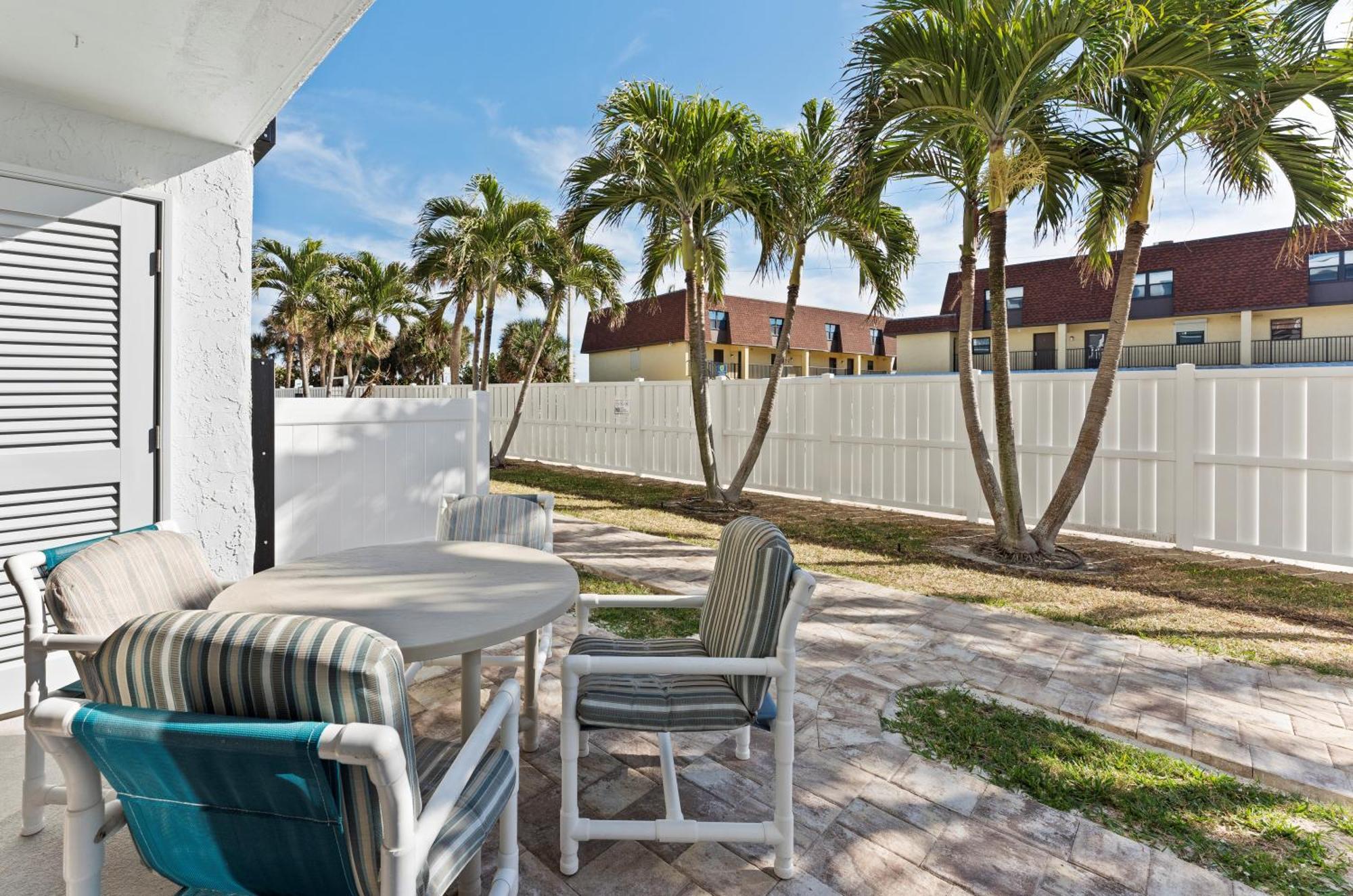 Chateau By The Sea Cocoa Beach Exteriér fotografie
